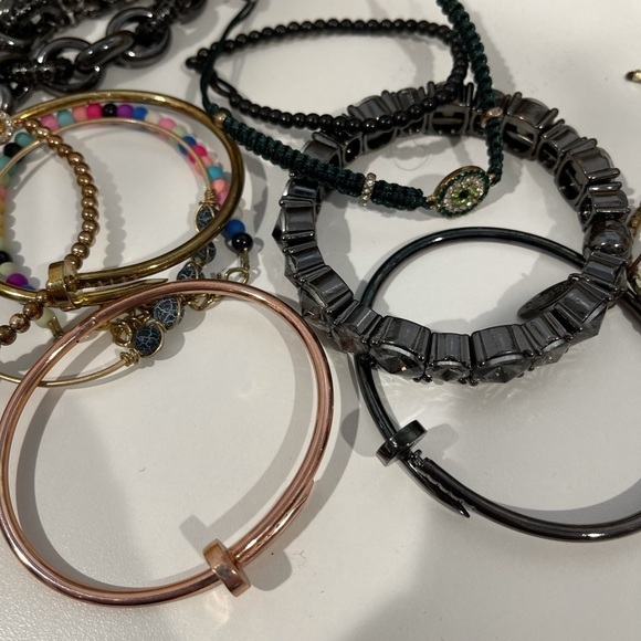 Bracelet bundle - Picture 4 of 4